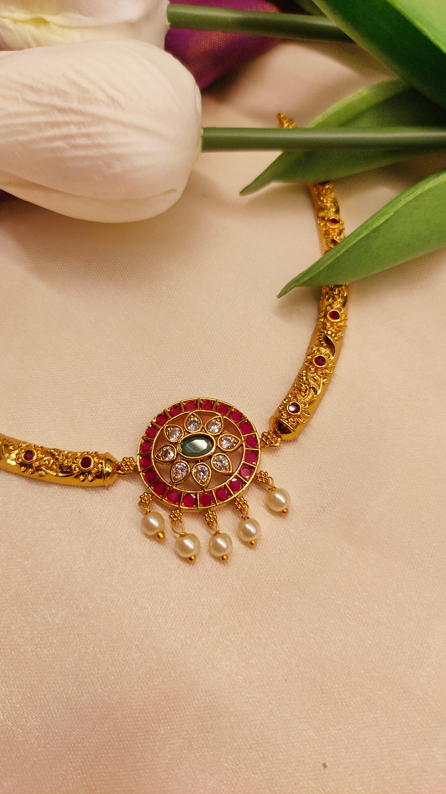 Ruby Blossom Hasli
