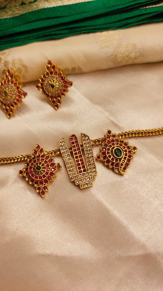 Balaji Pendant Choker Set