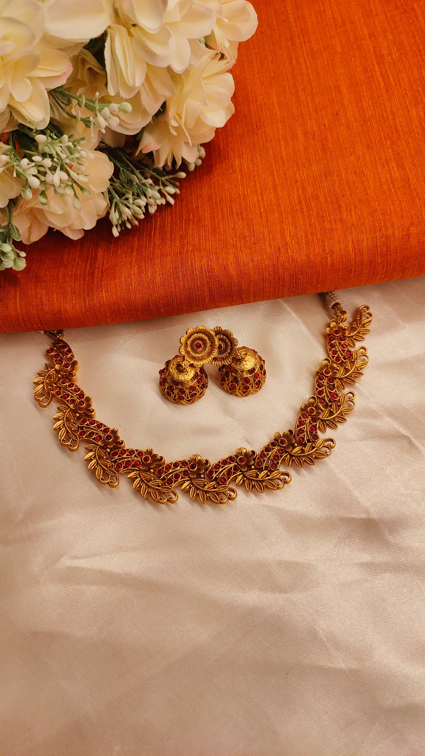 FloraLeaf Necklace