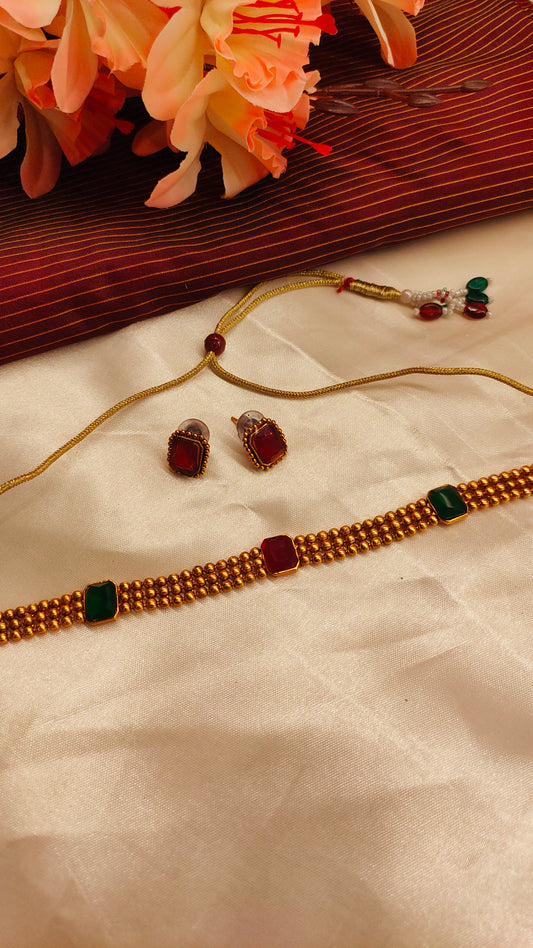 Aurora Choker