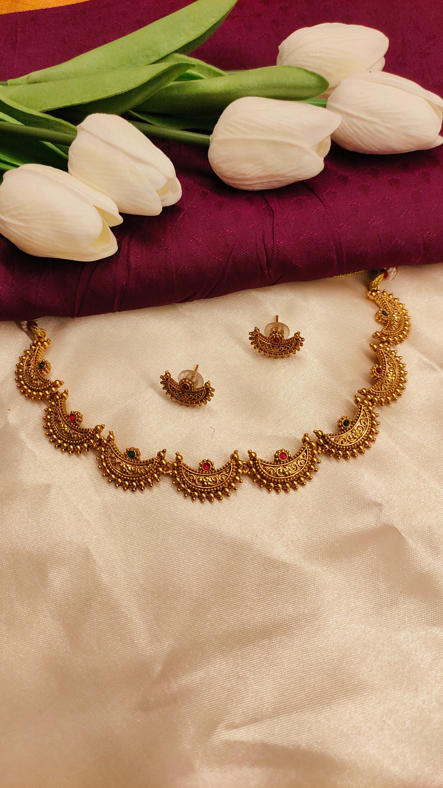 Ardha Chandra Necklace Set