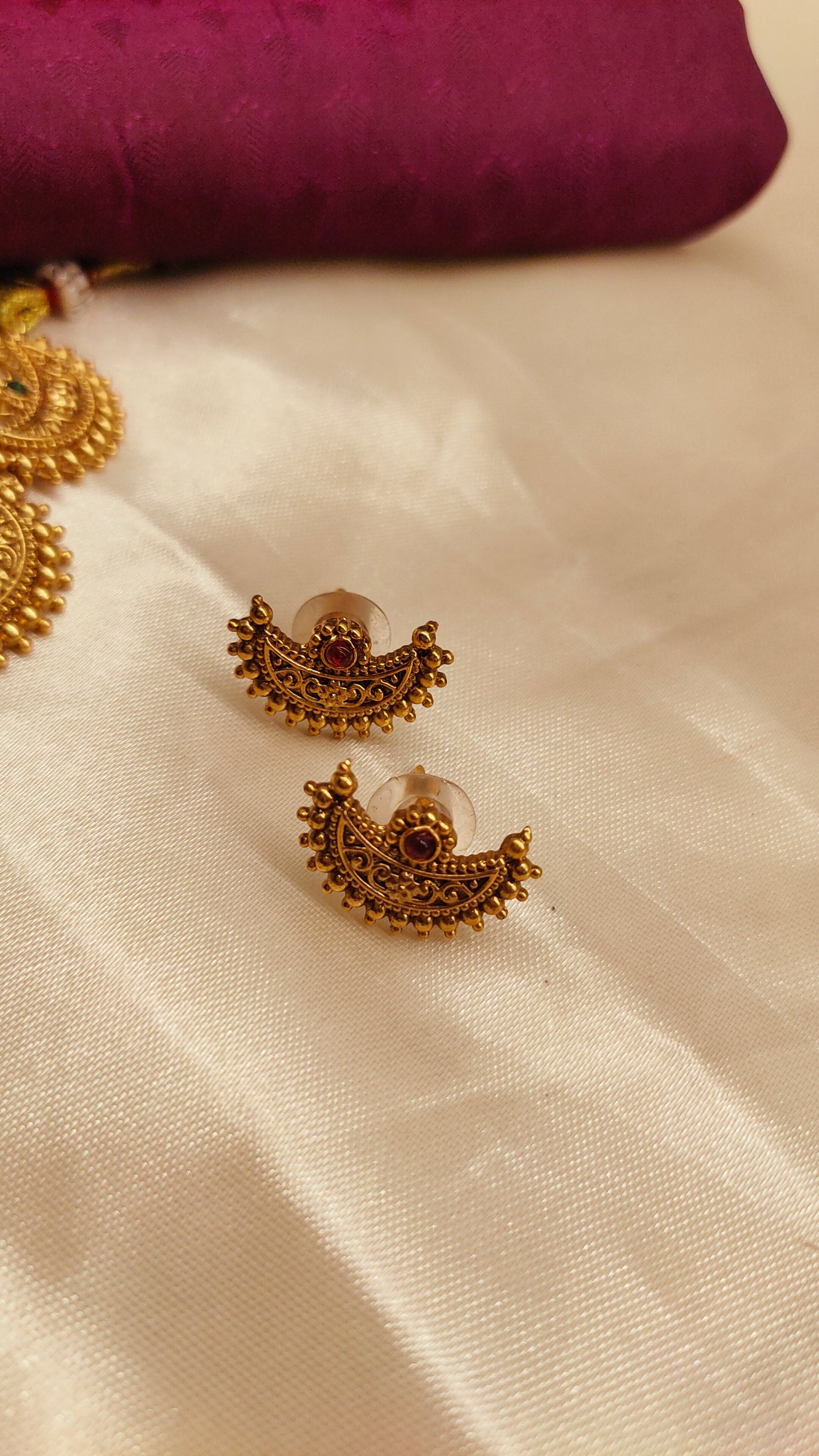 Ardha Chandra Necklace Set